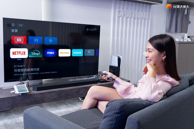 台灣大搶攻春節商機，推出整合5G行動與1Gbps光纖的「好速專案」，主打「一個方案，全家娛樂到位」，並加碼贈總價值萬元影音、AI、遊戲等加值服務最高1年免費。