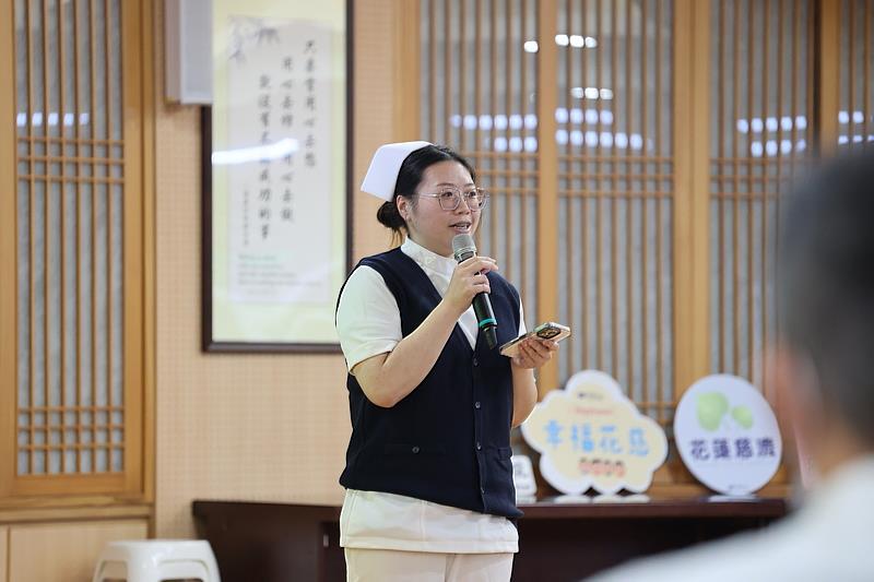 林思妤現在已是獨當一面的急診護理師，並加入災難醫療隊，希望為醫療和救人貢獻更多能力。