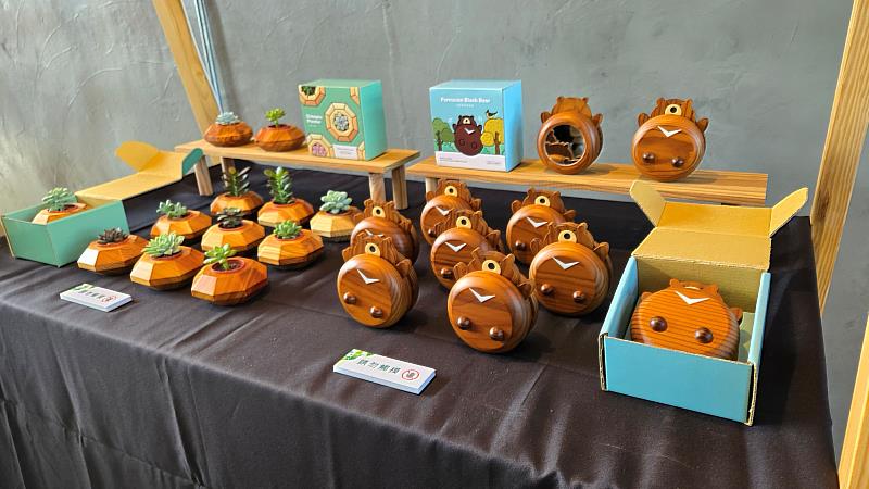 修理工廠「原木創森．木育新生」特展。