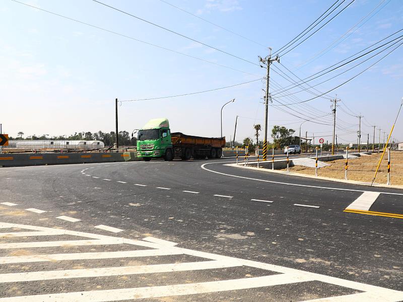 改善交通瓶頸 嘉64線埤麻腳至管事厝段拓寬完工