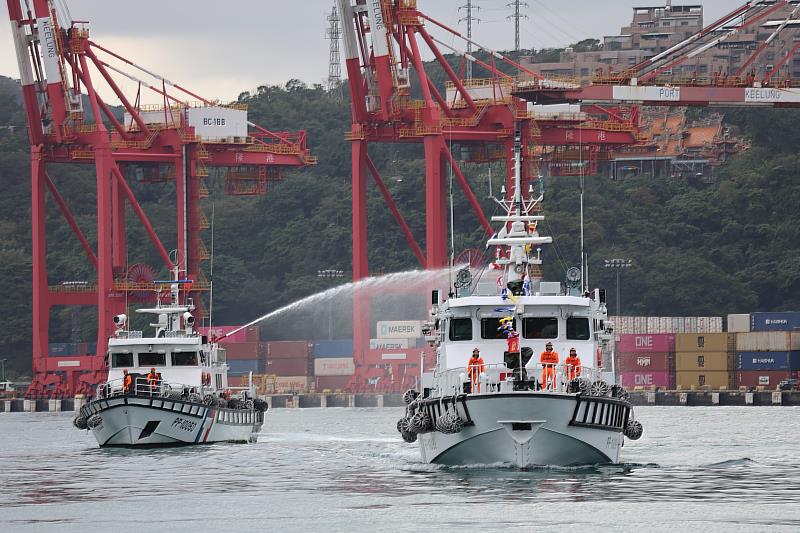 噴水祈福儀式。