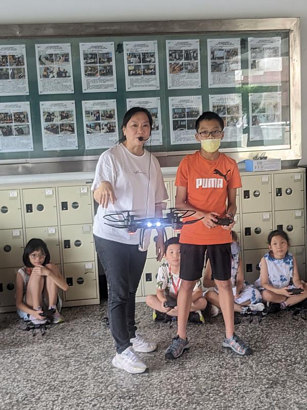 臺南市救國團115年寒假冬令營「空中探險家：無人機初體驗」 實現孩子的飛行夢