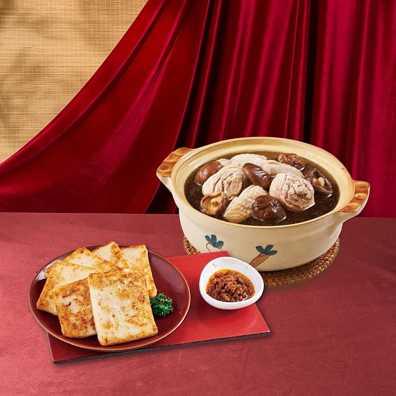 王品即日起特別加開299元的「暖心雙饗組」公益年菜組合，包含「香菇燉雞湯」與「富貴XO醬蘿蔔糕」，以實惠價格幫助弱勢家庭。