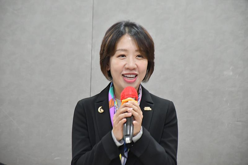 僑務委員會副委員長李姸慧致詞。