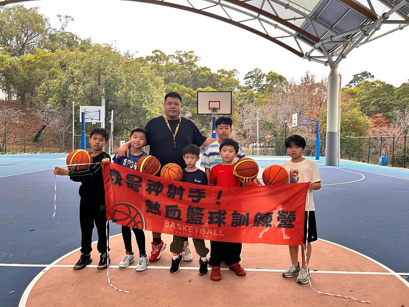 115年苗栗縣救國團辦理「熱血籃球訓練營」！遠離3C走向球場！苗栗救國團培養學童體能與正向生活態度