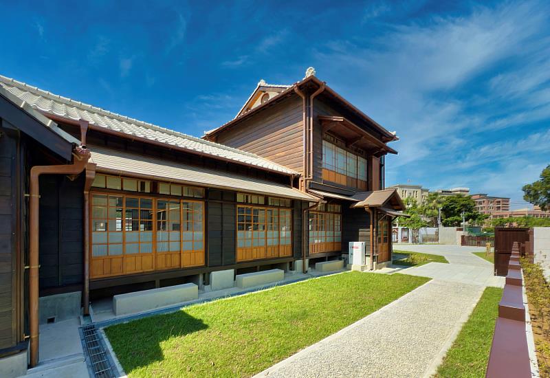 宿泊所為臺灣少見二層式日式建築。