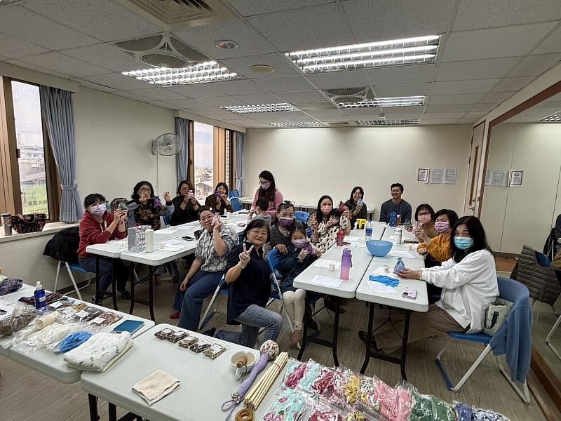 南投縣救國團冬日香氛手作活動圓滿落幕，共同迎接新春。