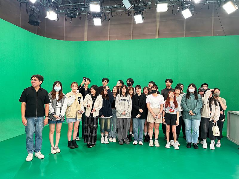 文化大學攜手勞動部 學生進入華視、ETtoday有薪實習