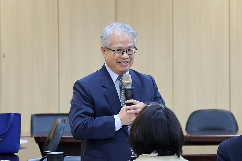 洪培根檢察長表示,醫院的驗傷與採證是司法偵查中關鍵的一環,若第一道防線未能妥善保留證據,後續偵查與審判將面臨極大的困境。透過交流可以讓雙方有機會了解彼此在兒少保護案件上的限制與努力,對於未來辦理相關案件將有實質幫助。