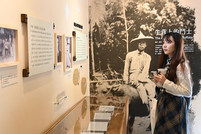 「牛背上的鬥士-簡吉與台灣農民組合百年特展」帶領觀眾回到1920年代。