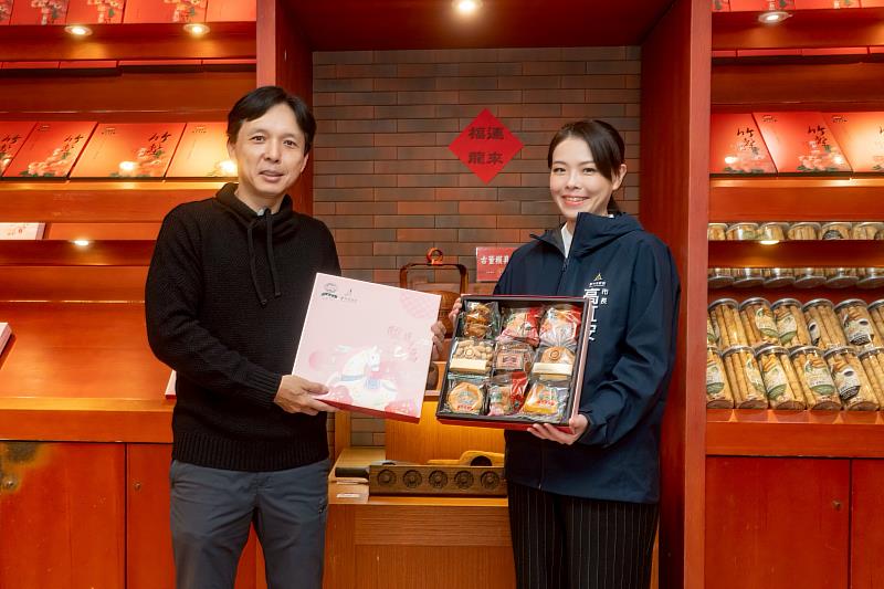 攜手舊城老店推廣春節伴手禮 高虹安市長邀民眾走春來竹市 體驗在地好物新魅力