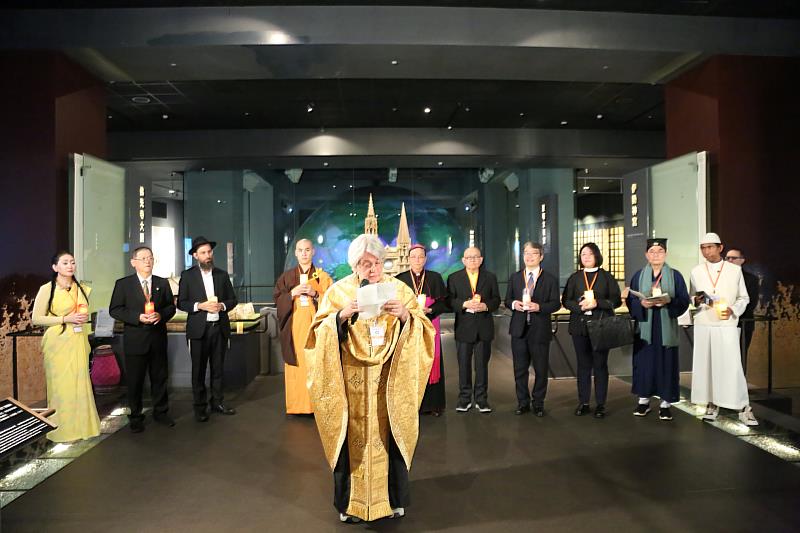 11位宗教領袖分別祝禱祈福。（圖由世界宗教博物館提供）