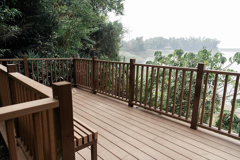 嘉義市蘭潭好漢坡323階全新亮相 大白熊陪你迎新年慢遊嘉義