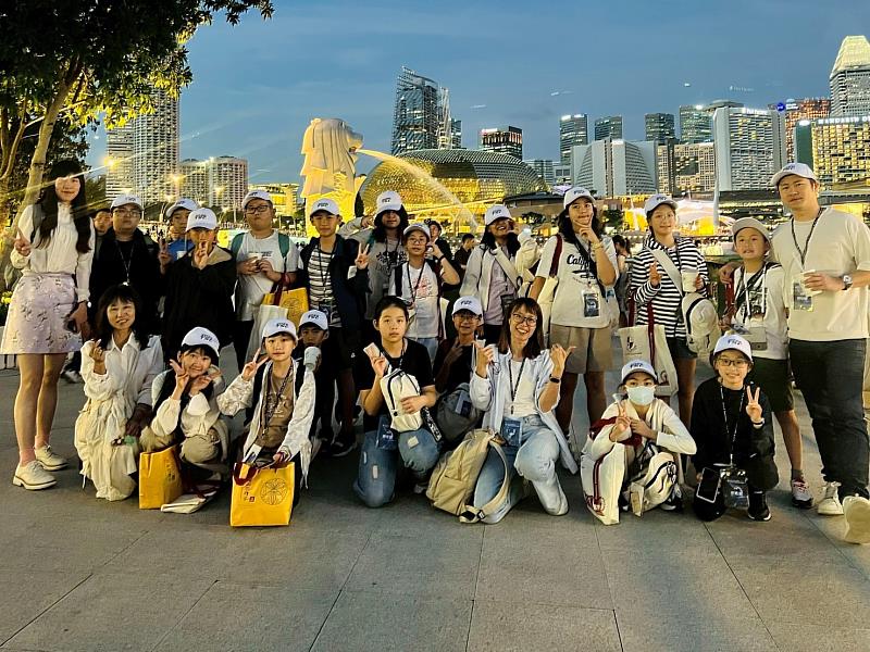 「哥倫布計畫」以「科技 × 英語學習 × 國際文化交流」為3大核心，協助孩子翻轉學習視野，也實踐游榮吉教育基金會董事長游仲堅長期推動教育平權的承諾。