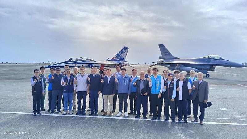 臺東縣各界春節敬軍活動 王副縣長致贈加菜金 結合慢經濟政策強化軍民生活支持