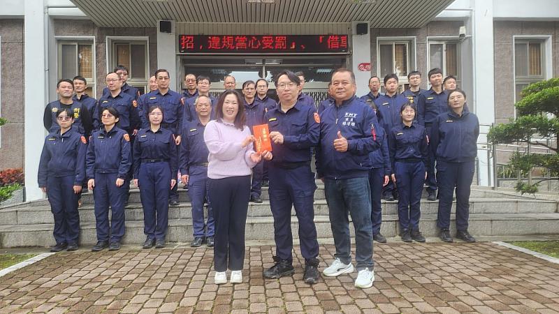 吳秀華議長率議員團隊春節前夕送暖 慰勞關山警分局力挺「115年加強重要節日安全維護工作」