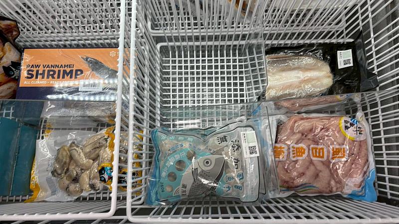 嘉義優鮮與全家便利商店合作 推出熱銷「一口吃烏魚子」搶攻新春市場