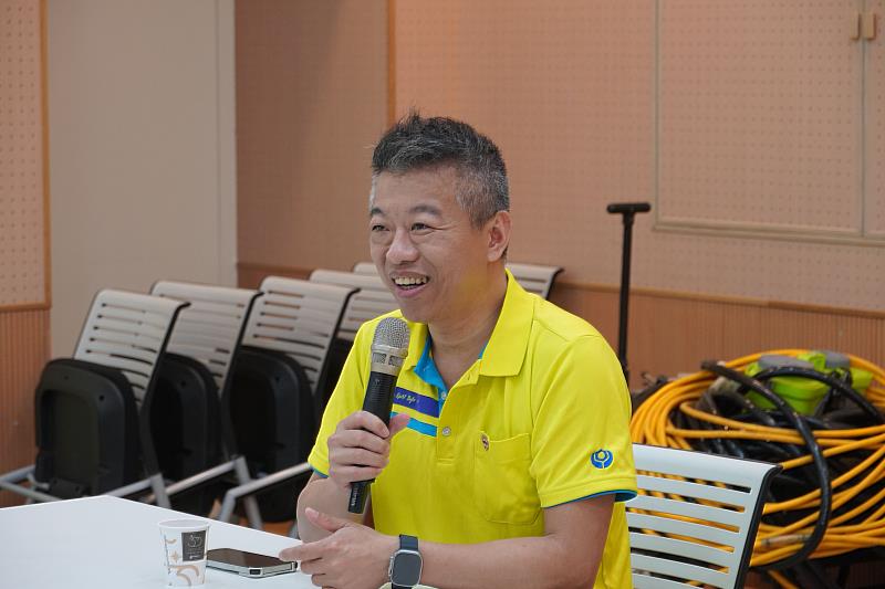 臺科大主任秘書郭俞麟表示,與傳統化學防治手段相比,導入微生物組的作法更加環保且無害,兼顧校園師生健康與環境永續。