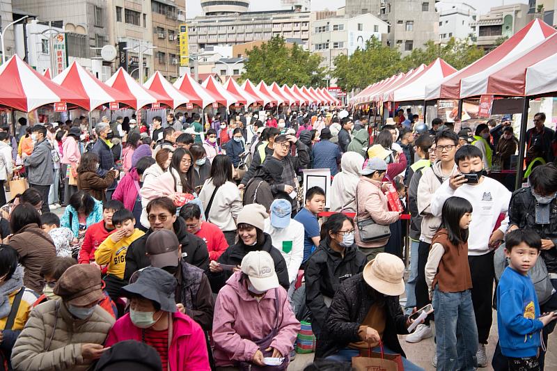 0_嘉義市年貨大街2月6日起中央廣場登場 (1)