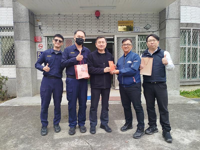 臺東縣警察局長林宏昇深入南橫慰勉「深山守護神」