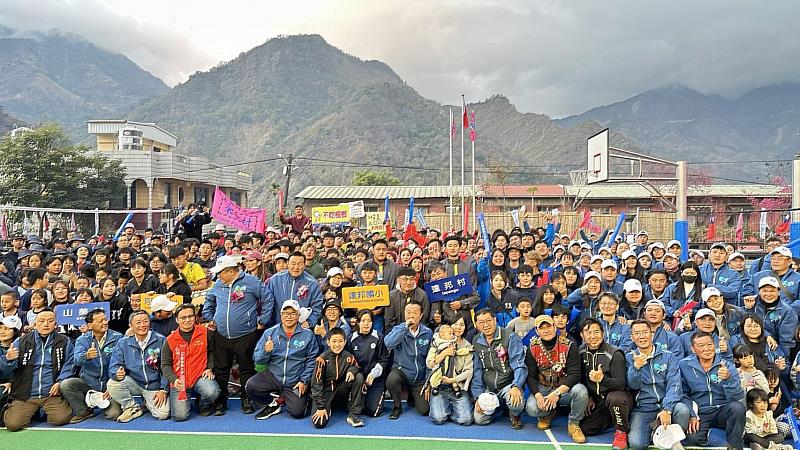 阿里山鄉運登場 青年熱舞響應 「我運動,我不抽菸、不喝酒、不嚼檳榔」