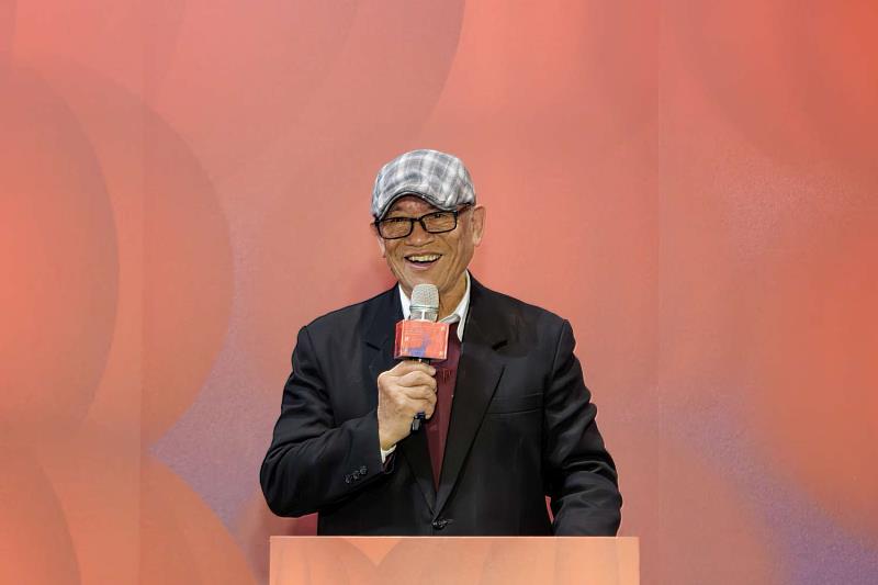 新竹市美術協會理事長古榮政特地到場致詞。