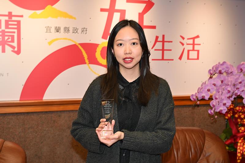 宜蘭之光陳莉璇奪東京影展評審團特別獎 代理縣長林茂盛接見表揚