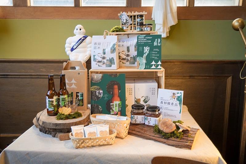 林業保育署嘉義分署協助嘉義地區林下經濟產品以「林下良品」品牌推廣行銷,並開發「阿里山森林蜜啤酒」等系列產品,提升品牌價值與增進消費者認識。