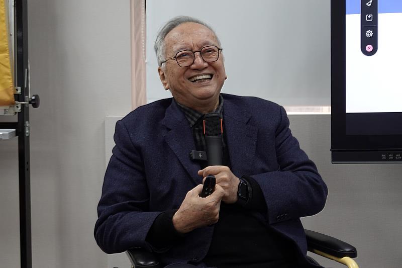 中文卡內基訓練創辦人黑幼龍分享永續與溝通的關聯與重要性。