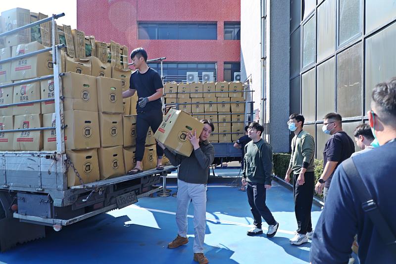 嘉義市認購雲林高麗菜，並捐贈予各社福機構據點。