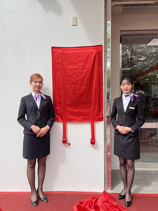 崑大旅遊系專業儀態獲得來賓讚賞與肯定。