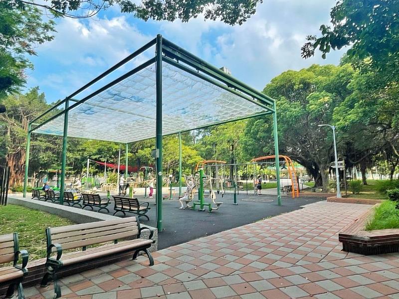 台北市北投區公園綠地多，房價也相對北市其它各區親民。