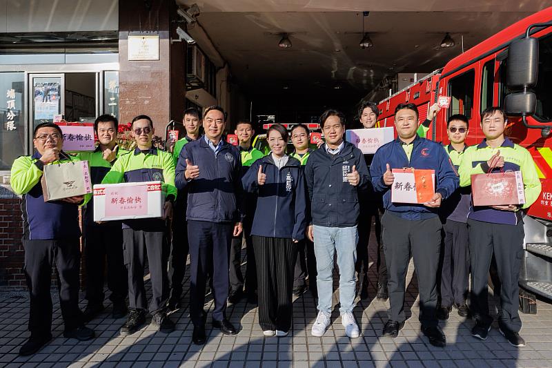 春節前夕慰問消防同仁！高虹安市長致贈加菜金感謝堅守崗位守護市民安全