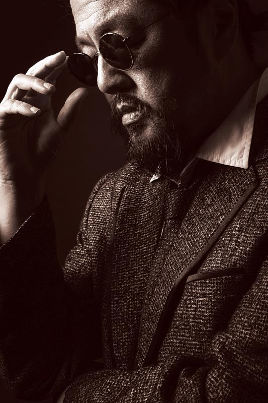 范宗沛以獨特的「范式旋律」精準捕捉時代的靈魂，是台灣樂壇極少數能同時獲得金馬獎、金曲獎、金鐘獎「三金」肯定的全才音樂大師。（圖／風潮音樂提供）