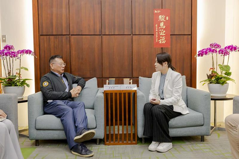 DIGITIMES社長黃欽勇今（12）日拜會新竹市政府，期望促成台灣與各國城市間的實質合作。