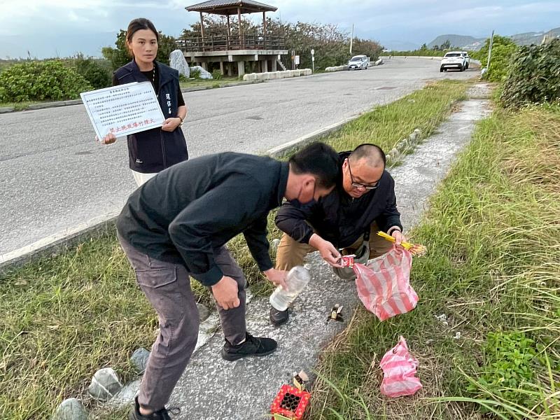 臺東縣府呼籲春節施放爆竹煙火應遵守限制時段 炮屑與紙盒應立即清除 祥和乾淨迎新年