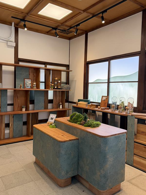 嘉義分署「林下良品」品牌推廣展示區