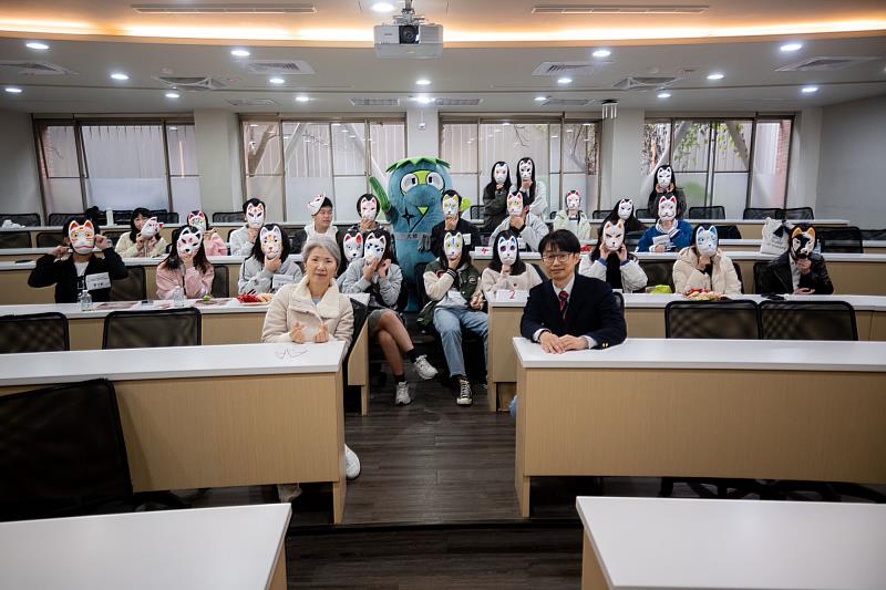 世新大學「2026年全國高中職日本文化體驗營」富含深度與趣味。（世新大學提供）