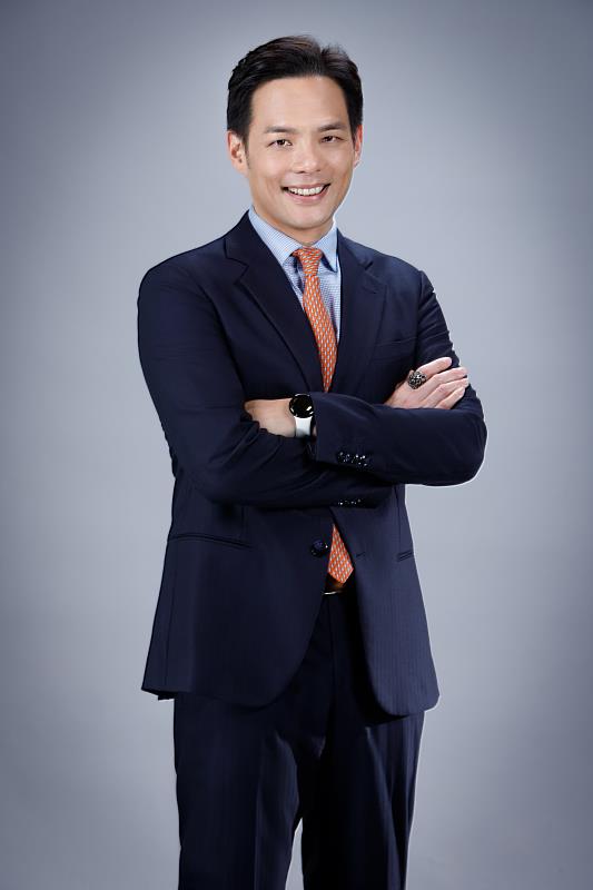 同為《陽光女子合唱團》出品人的台灣大哥大總經理林之晨表示，台灣大將持續陪跑優質主創團隊，讓更多具備商業潛力的本土原創作品，成功打開市場、走向國際，推動台灣內容生態的成長飛輪。