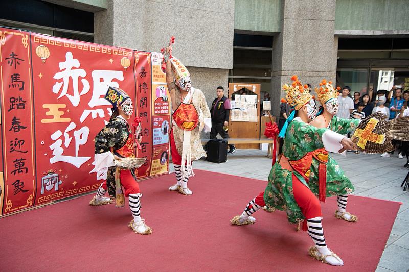 嘉義市立博物館家將走陣、臉譜彩繪帶民眾沉浸信仰文化迎新春