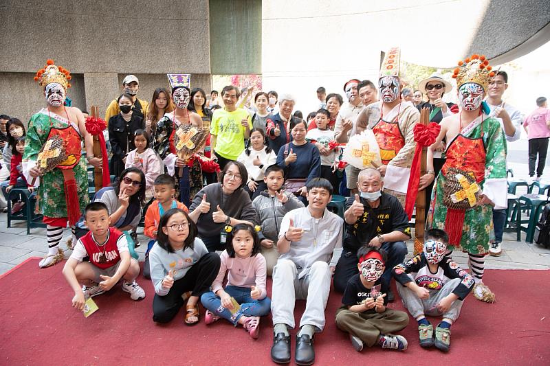 嘉義市立博物館家將走陣、臉譜彩繪帶民眾沉浸信仰文化迎新春
