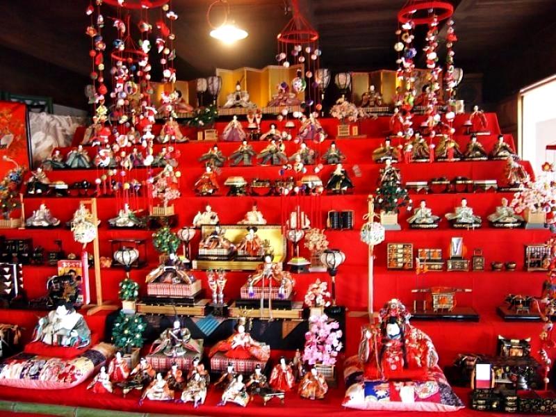 城下町杵築散策與雛人形巡禮長達1個月。