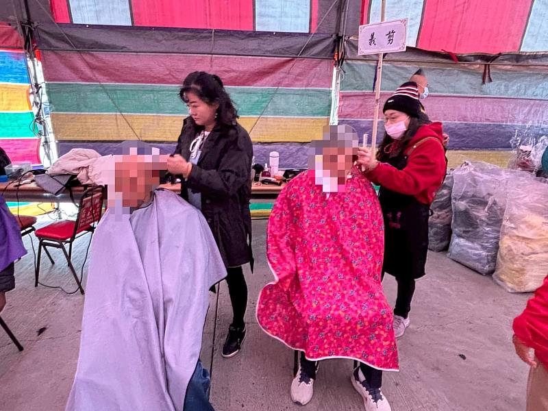太保市團委會辦理中低入戶義剪活動。
