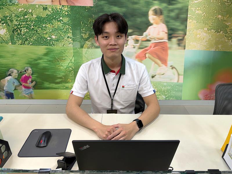 高子建表示，自己不傾向頻繁聯繫打擾客戶，而是先把資訊整理到位，在需要討論時一次說清楚。