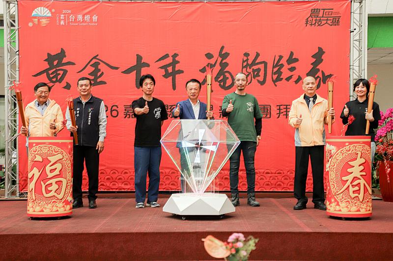 嘉義縣政府開工團拜 翁章梁感謝議會支持、勉勵團隊續拚轉型