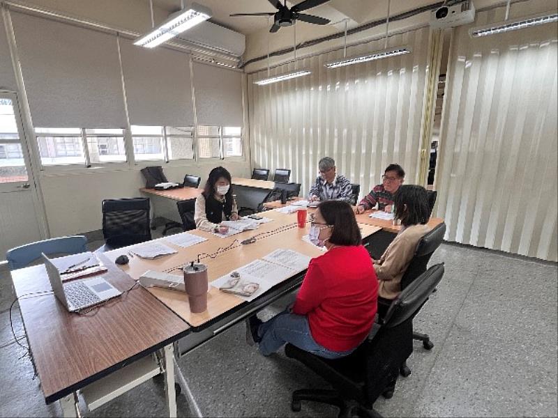 召開線上開案評估會議。