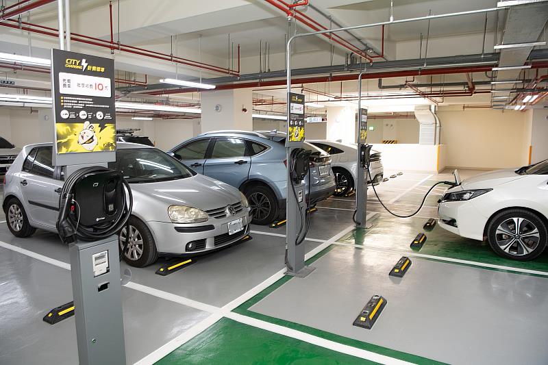 電動車充電樁