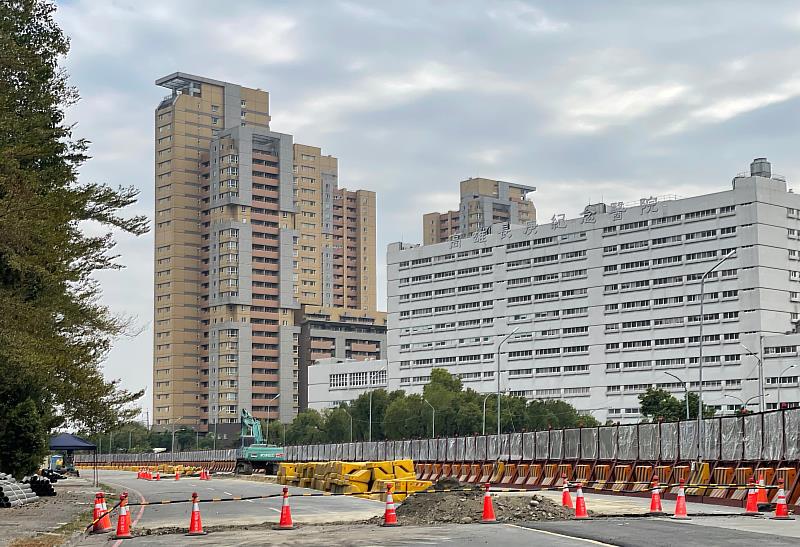 Y4站所處的澄清湖特區，向來是高雄指標性的醫療與觀光生活圈。