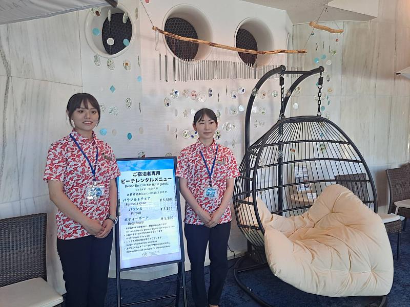 世新觀光系與超過50家國內外旅遊與餐旅業者建立實習合作，學生得以深入一線場域，提前累積業界經驗。（世新大學提供）