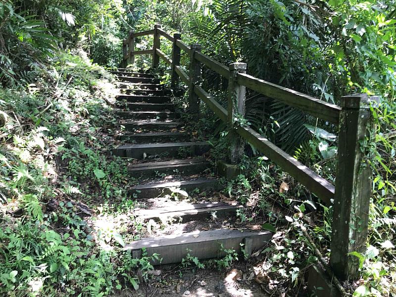 獨立山步道設施老舊。